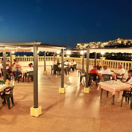 Hotel Incontro Peschici Bagian luar foto