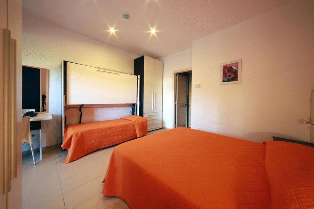 Hotel Incontro Peschici Ruang foto