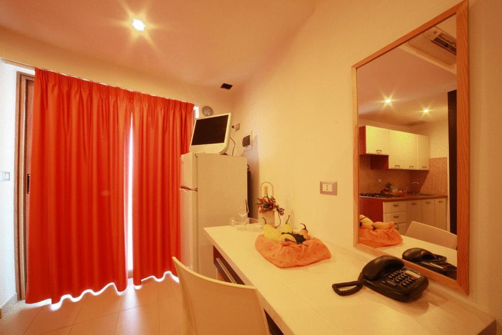 Hotel Incontro Peschici Bagian luar foto